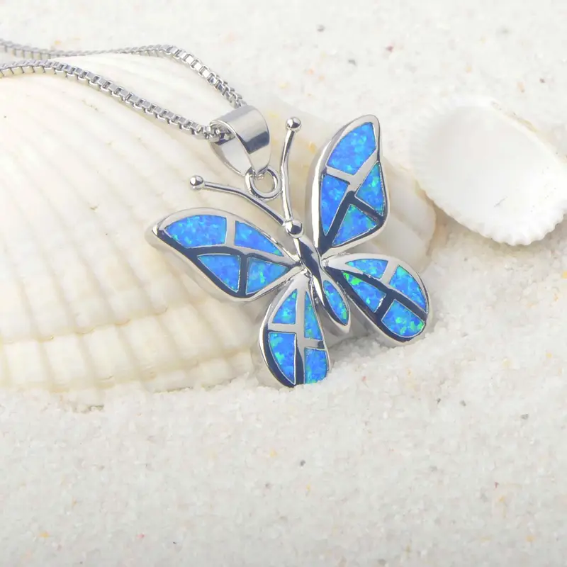 Collar de Mariposa con Ópalo
