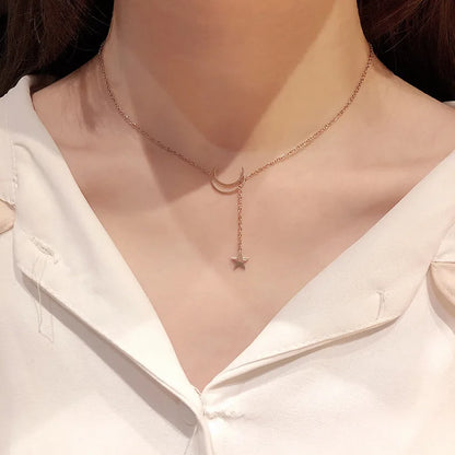 Collar Luna y Estrella Celestial Dorado