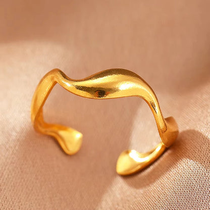 Anillo Dorado Vintage