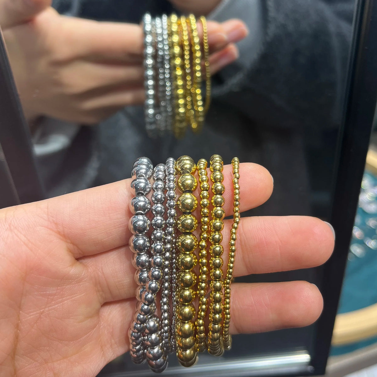 Pulsera Vintage de Bolitas de Acero