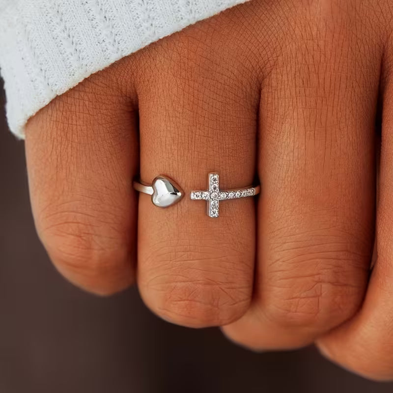 Anillo Corazón de zirconia ajustable