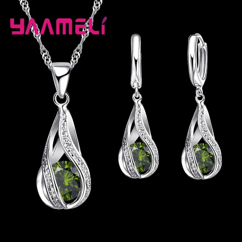Set Collar y Pendientes Gota de Rocío