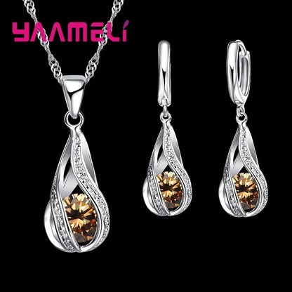 Set Collar y Pendientes Gota de Rocío