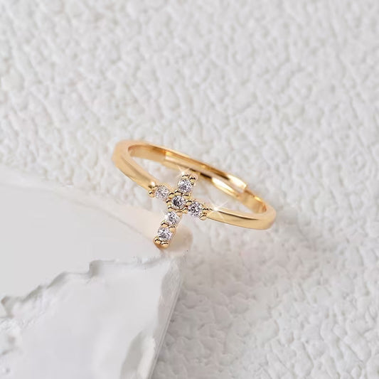 Anillo Cruz abierta de zirconia