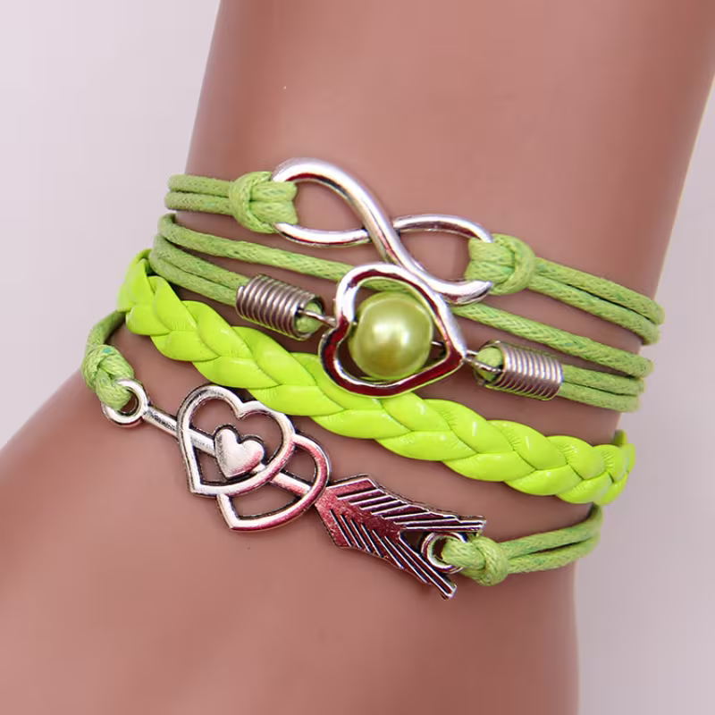 Pulsera Multicapa Corazón Multicolor