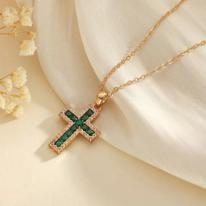 Collar Cruz de Esmeralda Solene | Oro