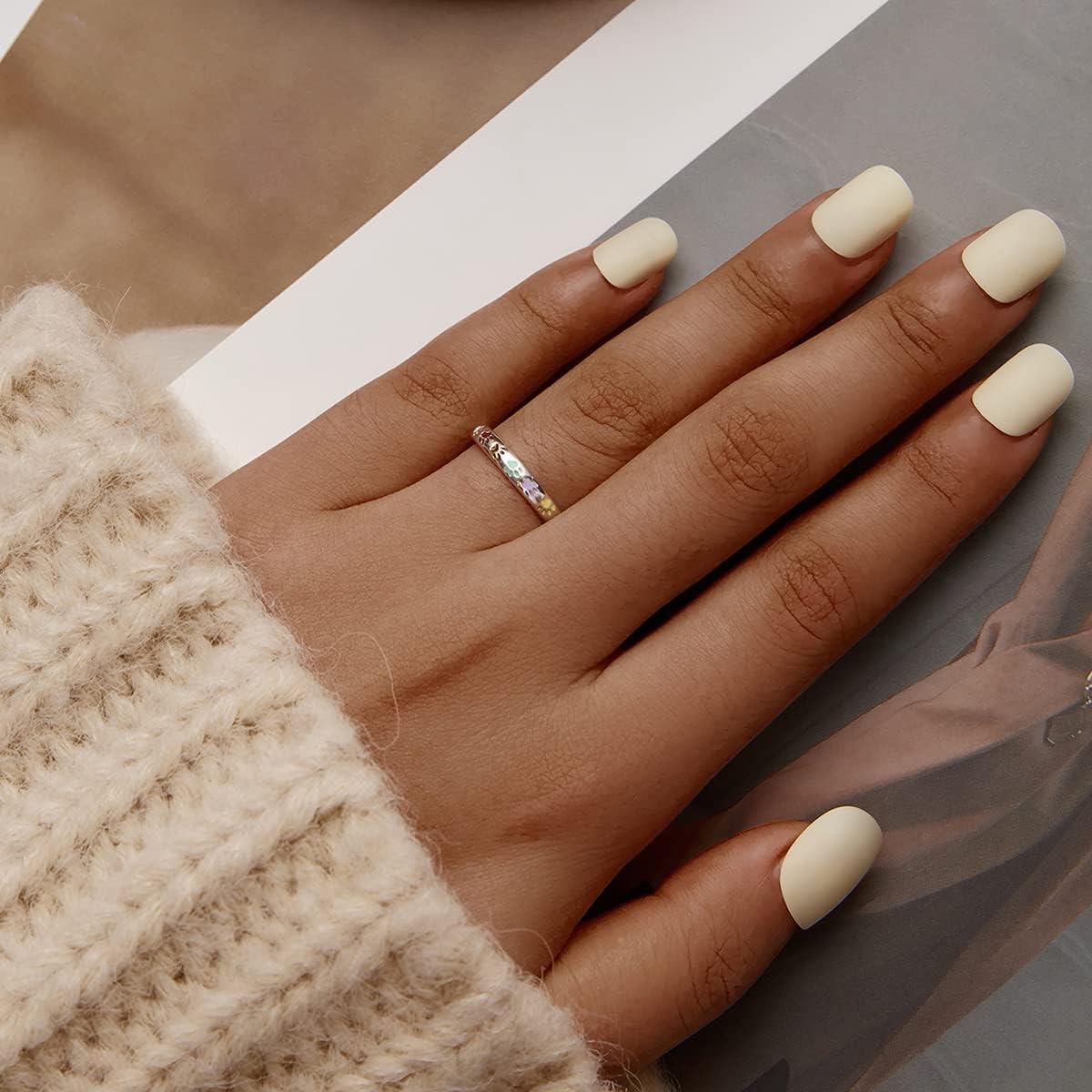 Anillo de Plata de Ley con Diseño de Pata