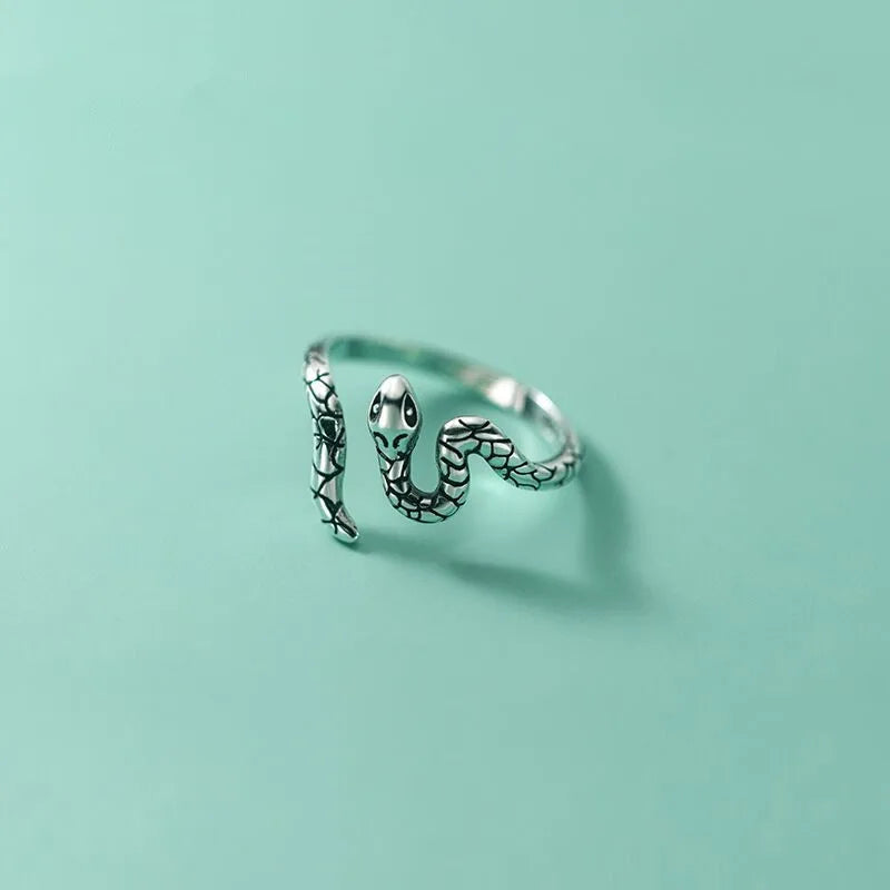 Anillo de Serpiente en Plata de Ley