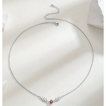 Collar de Asta de Venado con Dije de Corazón Delicado