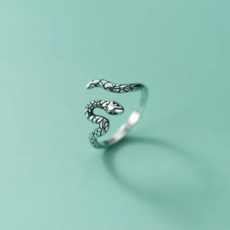 Anillo de Serpiente en Plata de Ley