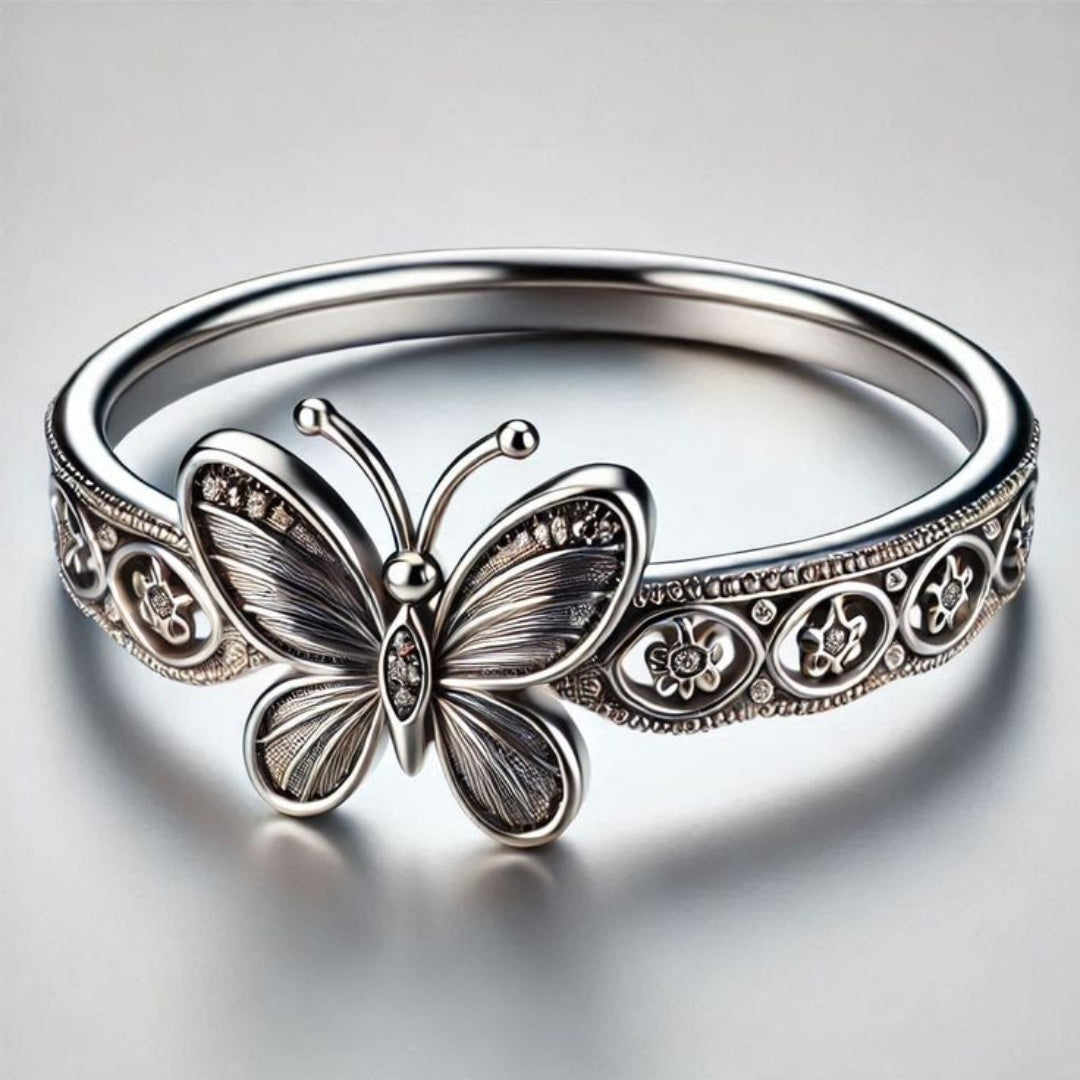 Anillo Exótico de Mariposa en Plata