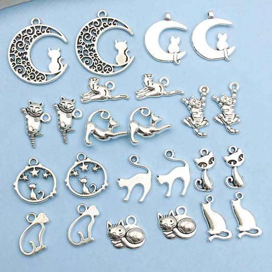 Colección Vintage de Dijes de Gato en Plata