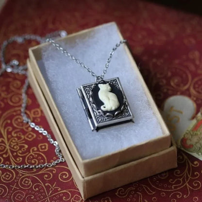 Collar Vintage de Gato Libro