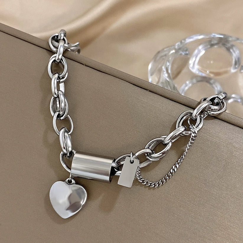 Pulsera Heartened Gruesa | Oro Blanco