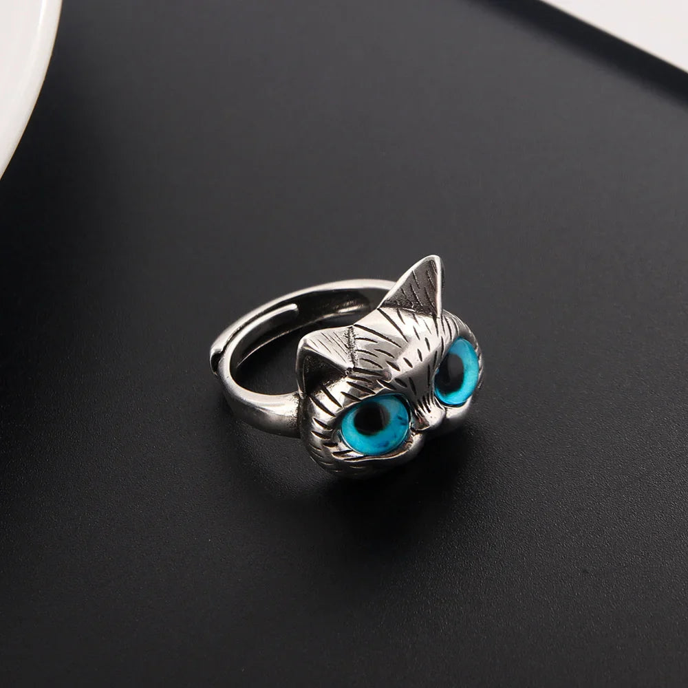 Anillo de Gato de Ojos Azules