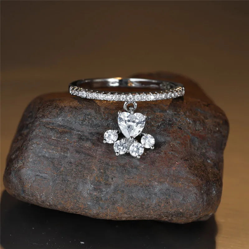 Anillo Vintage de Pata de Gato y Corazón con Piedra