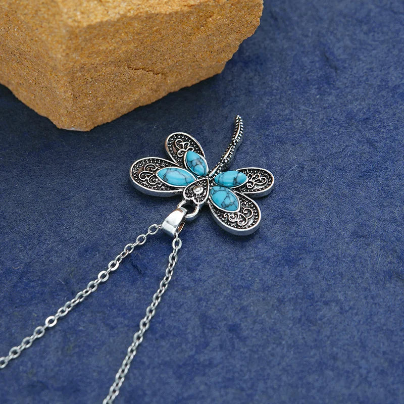 Collar de Plata de los Sueños de la Libélula