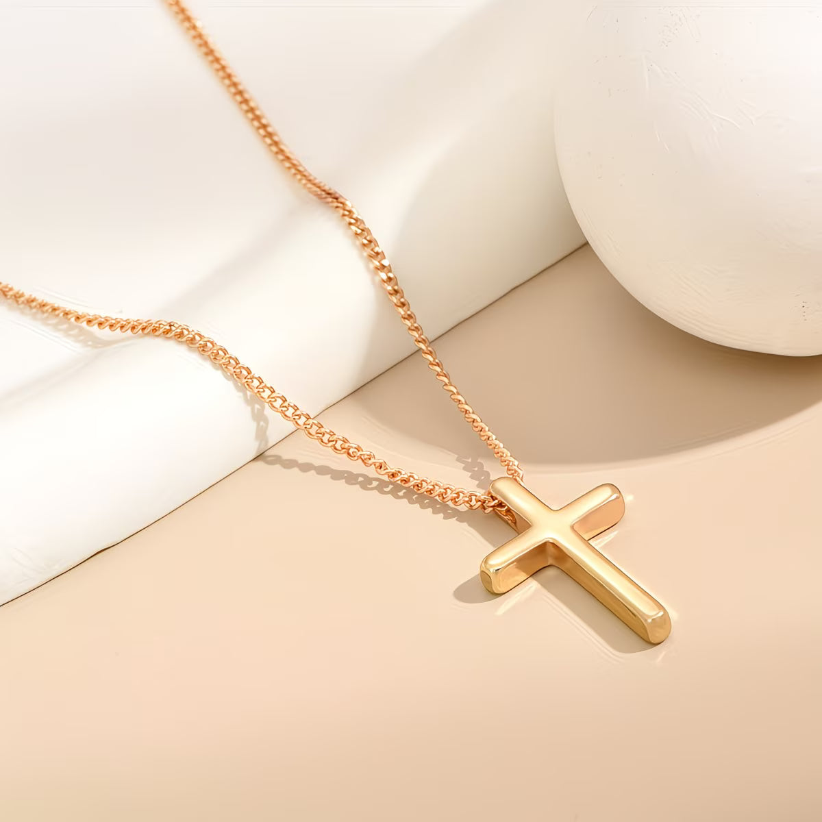 Collar Cruz chapado en oro