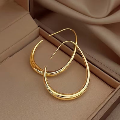 Pendientes Vintage Elegantes en Oro