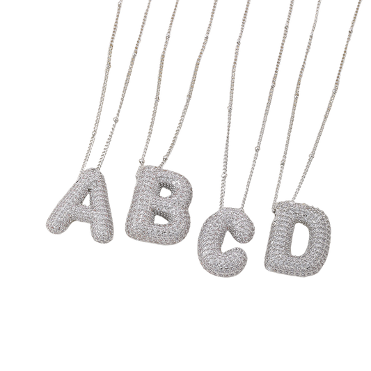 Set de Collar Inicial de Letra Burbuja | Oro Blanco