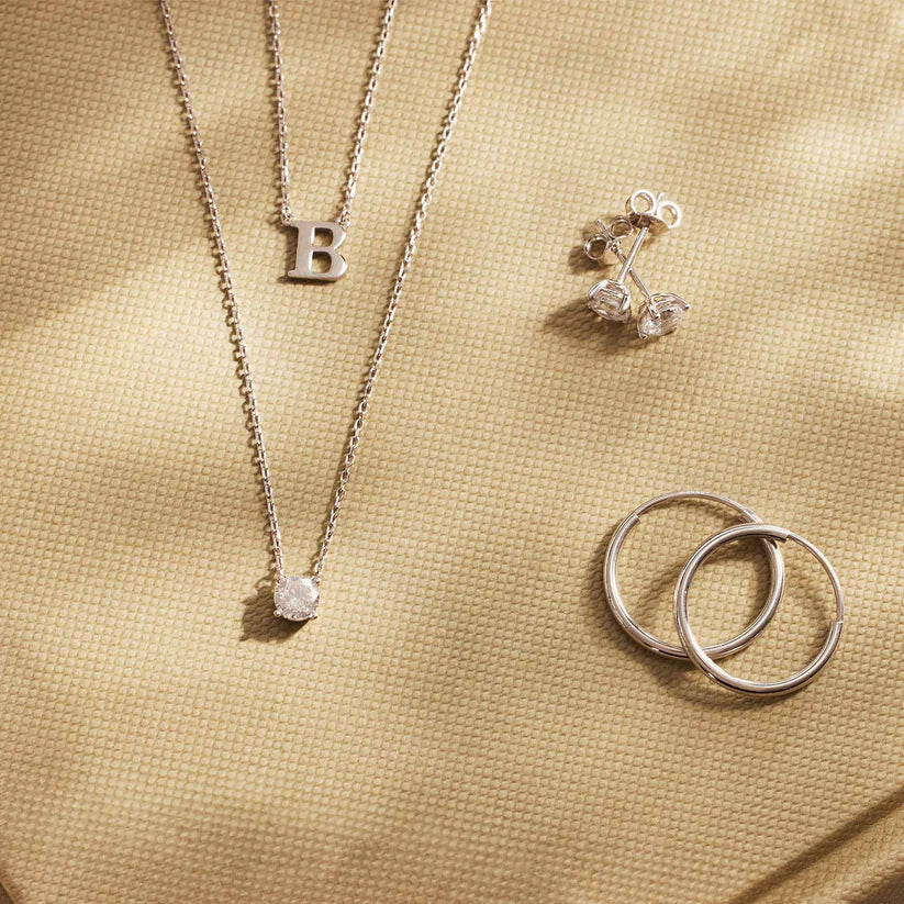 Collar con Piedra Clea | Oro Blanco