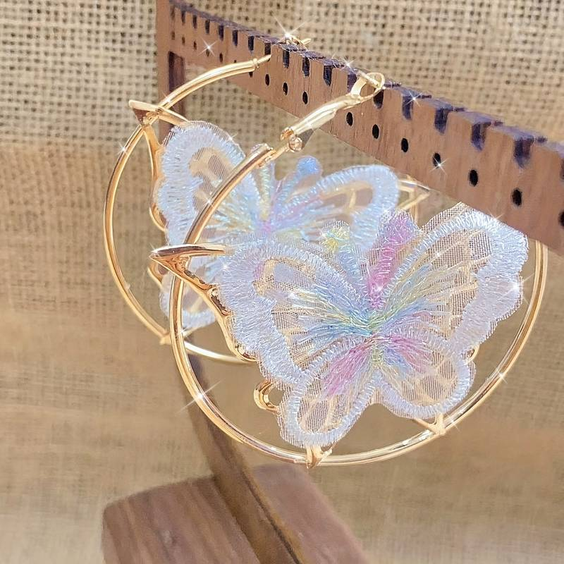 Pendientes de Aro Vintage de Mariposa Blanca