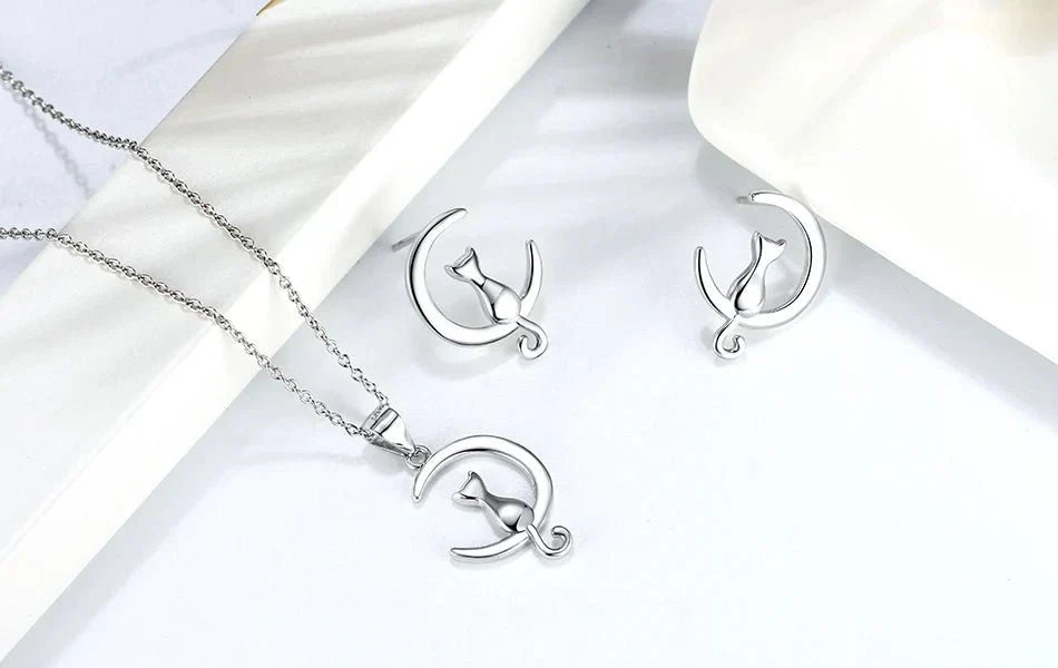 Pendientes de Gato con Luna y Estrella en Plata de Ley